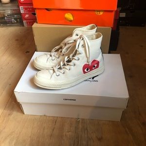 Comme des garcons Play Converse size 4